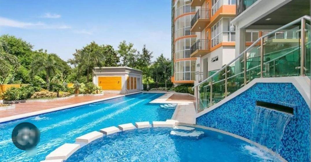 The Lancris Residences, 2 Bedrooms, 1 Bathroom, Living-Room, Kitchen & Pool Is Free Paranaque City Ngoại thất bức ảnh