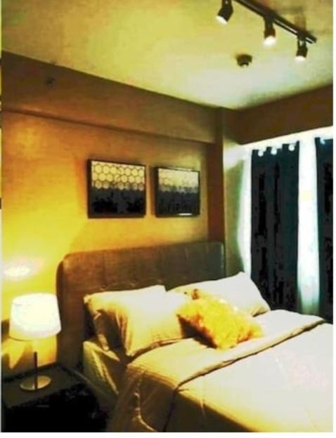 The Lancris Residences, 2 Bedrooms, 1 Bathroom, Living-Room, Kitchen & Pool Is Free Paranaque City Ngoại thất bức ảnh