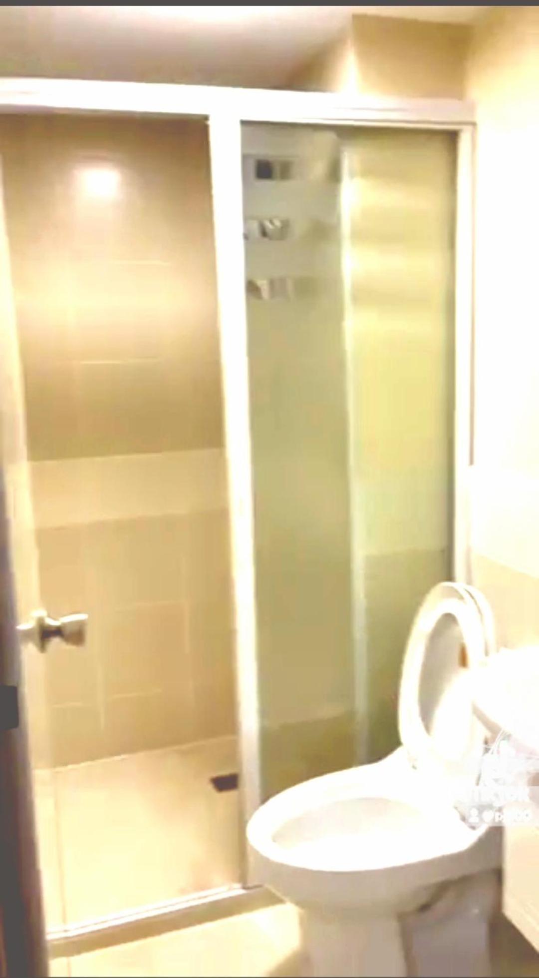 The Lancris Residences, 2 Bedrooms, 1 Bathroom, Living-Room, Kitchen & Pool Is Free Paranaque City Ngoại thất bức ảnh